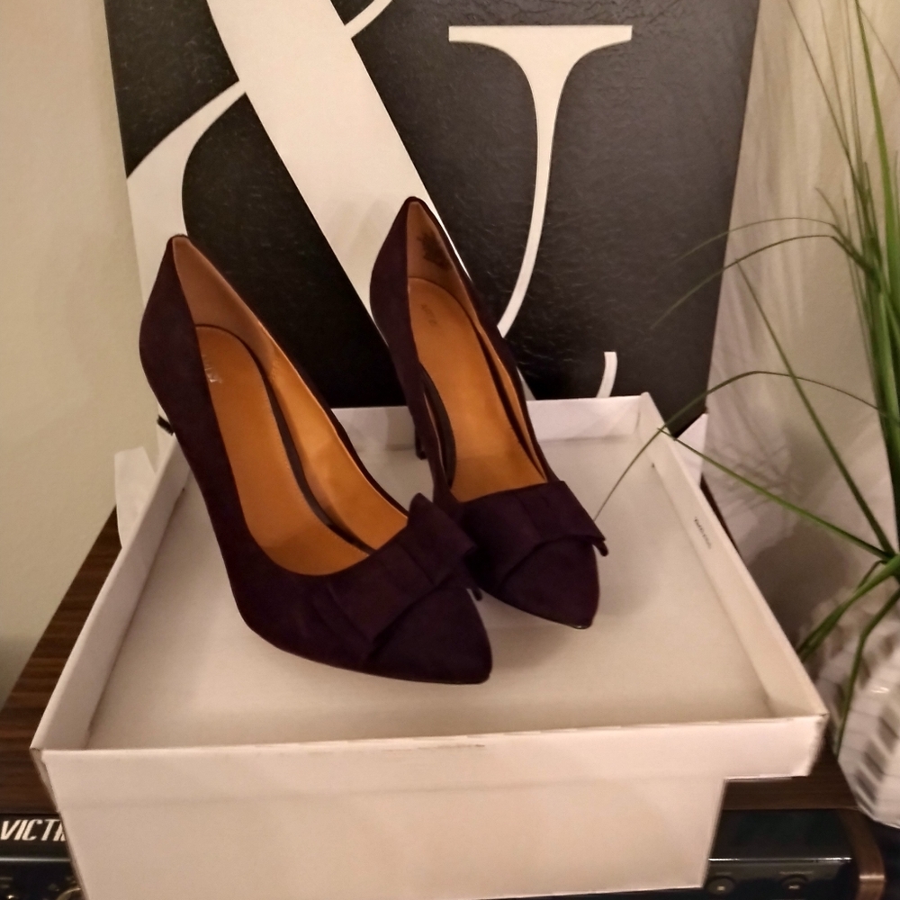 Women's shoes